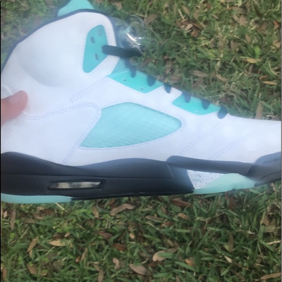 Jordan 5 retreated green island